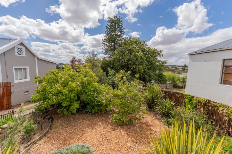 4 Bedroom Property for Sale in Napier Western Cape